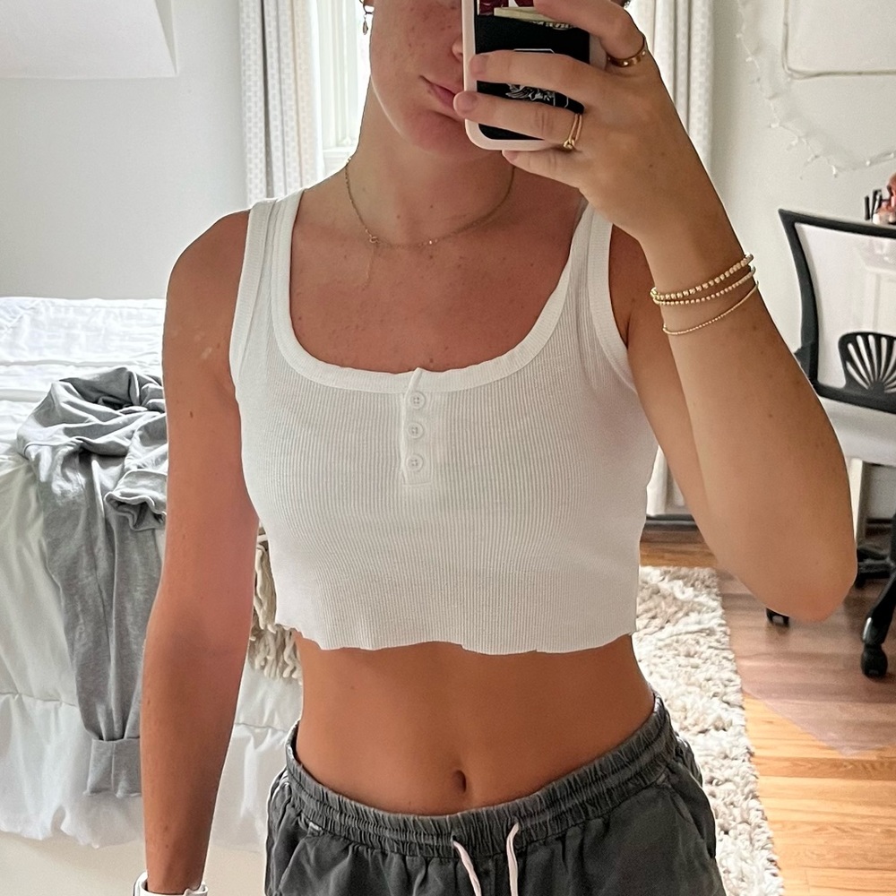 White cropped tank top